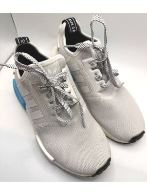 Adidas NMD R1 In Bright Cyan - Youth 5/ Women's 7